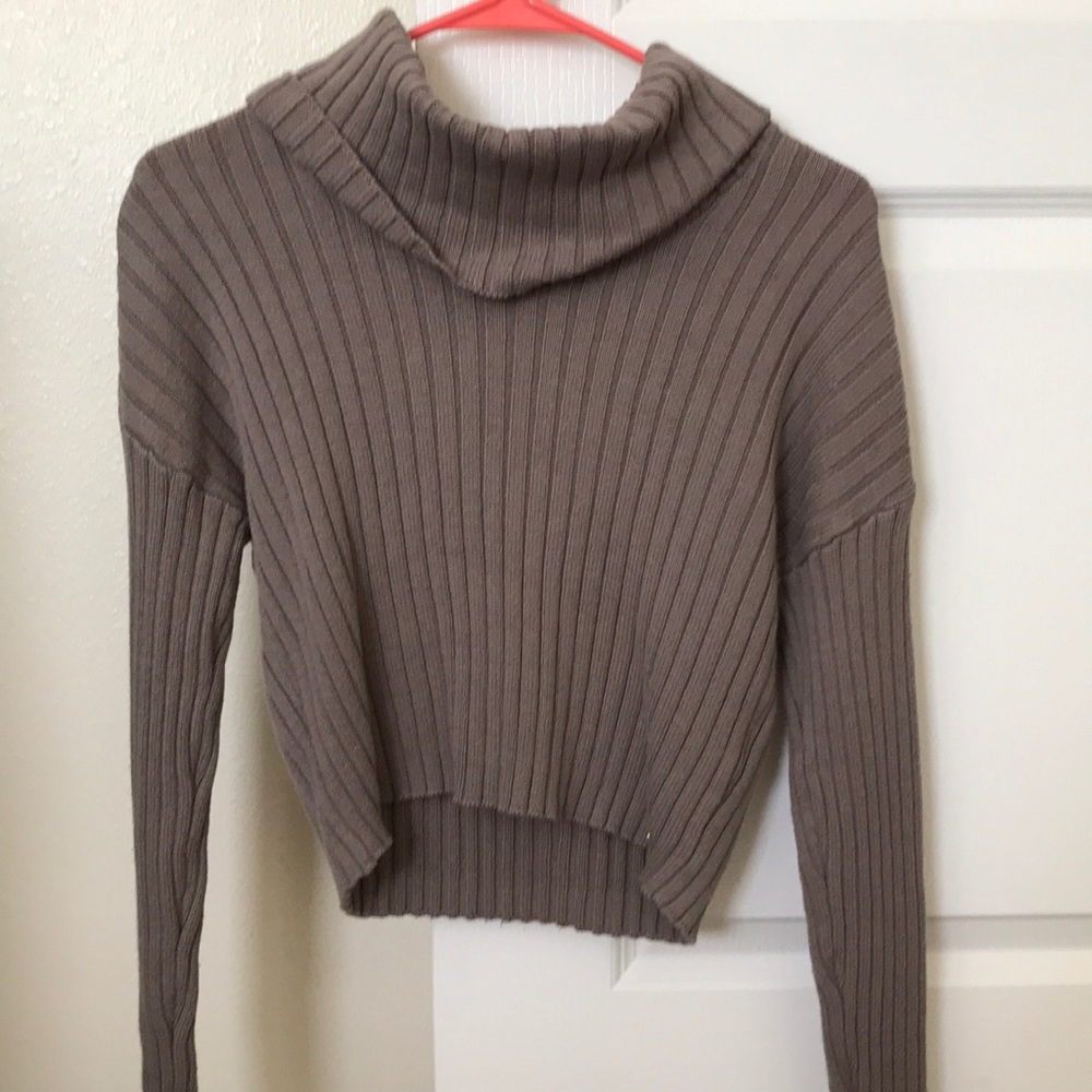 Guess turtle neck